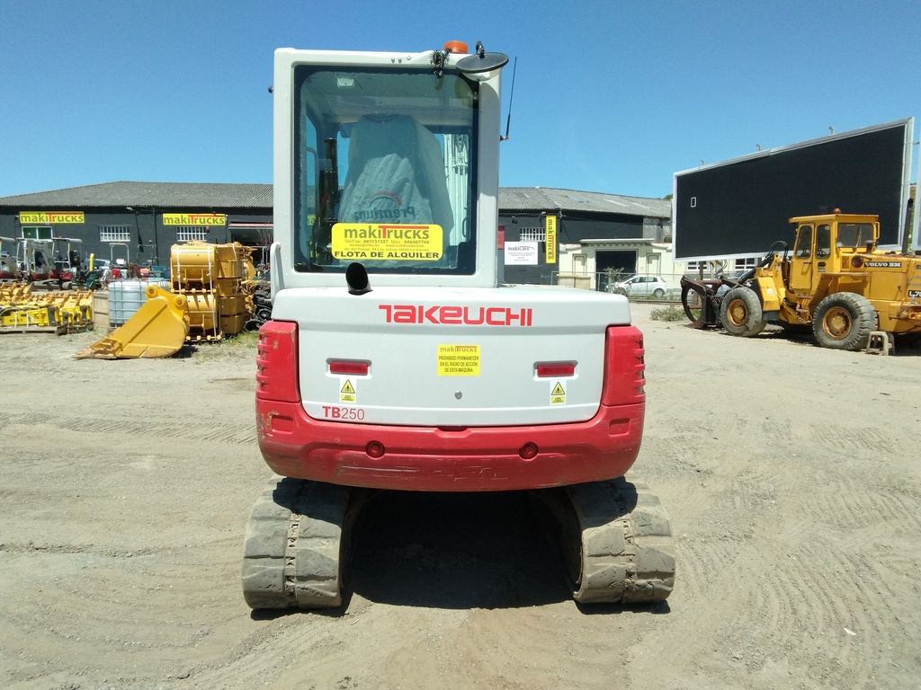 TAKEUCHI TB250