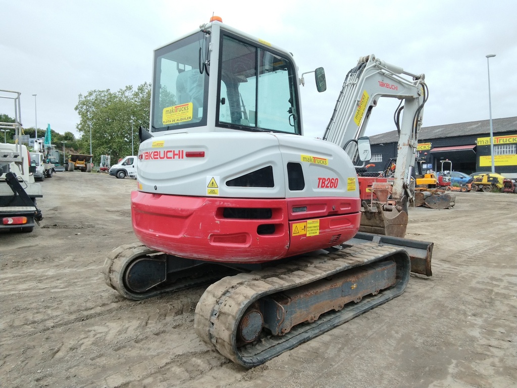 TAKEUCHI TB260, 2017