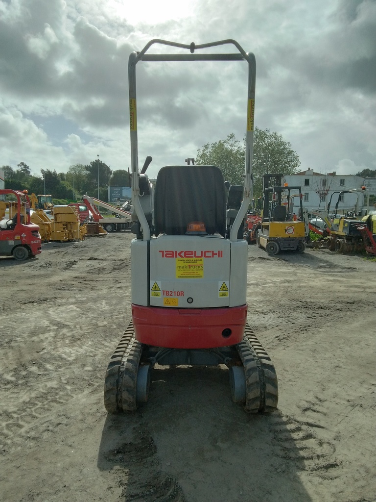 TAKEUCHI TB210R, 2016