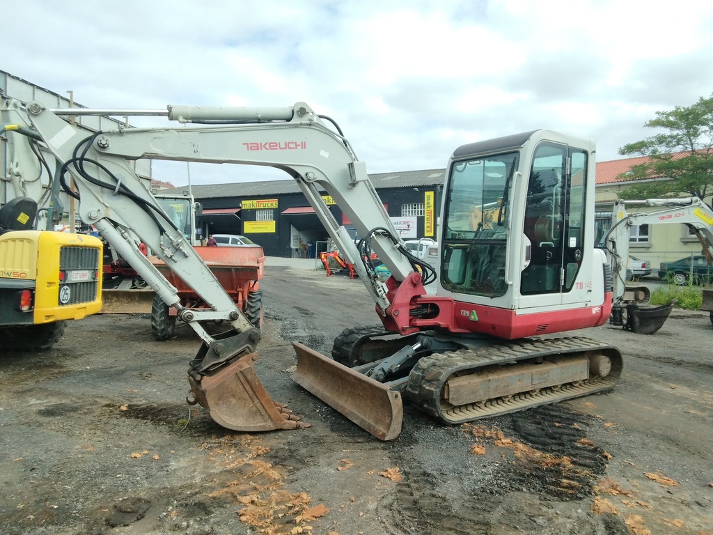 TAKEUCHI TB145, 2005