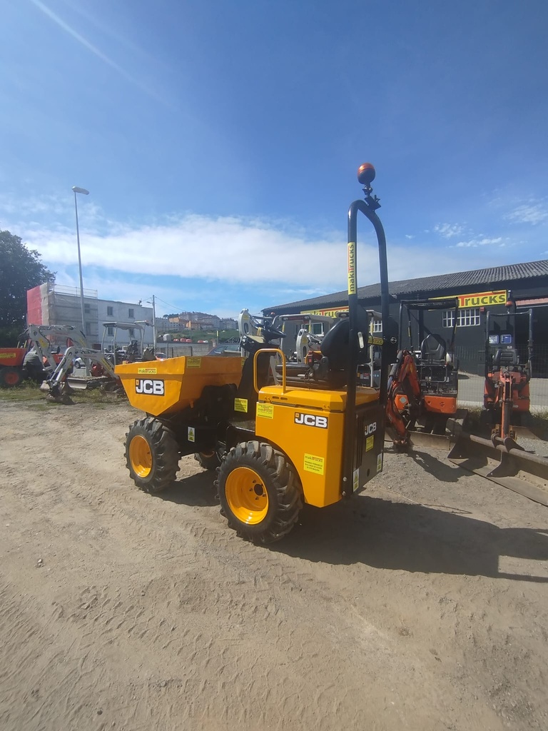 JCB 1 TON, 2016