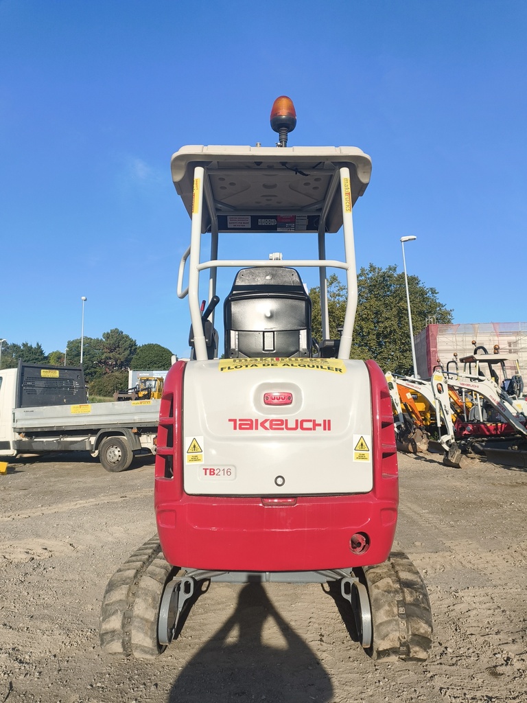 TAKEUCHI TB216, 2015