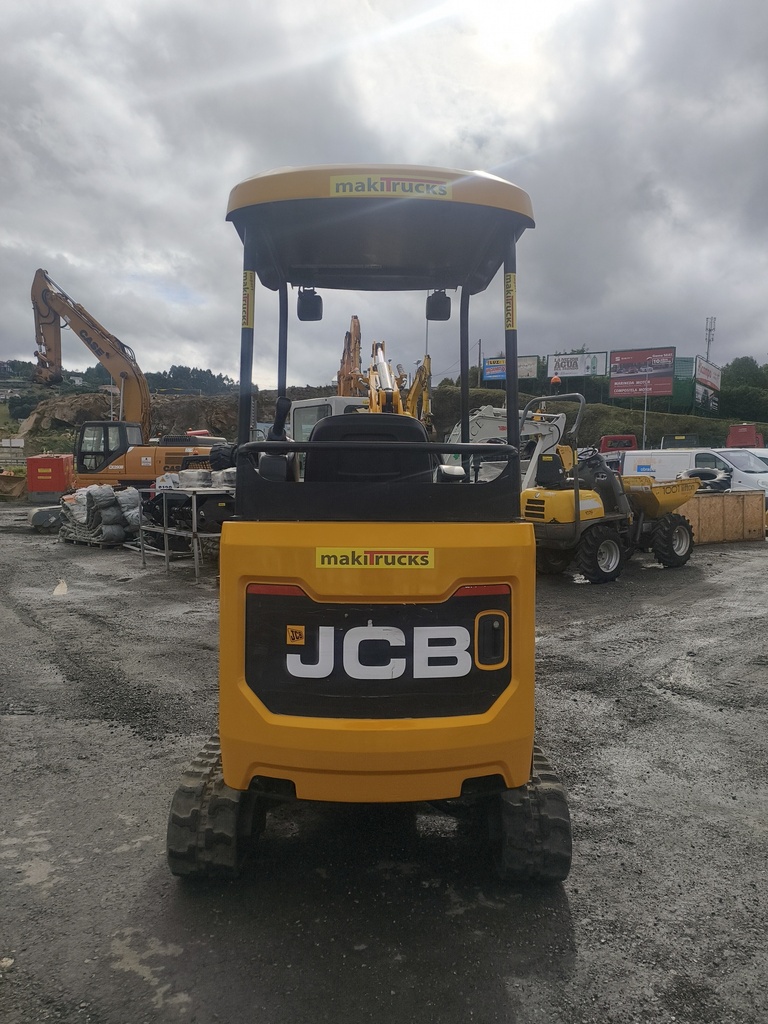 JCB 16C-1, 2021