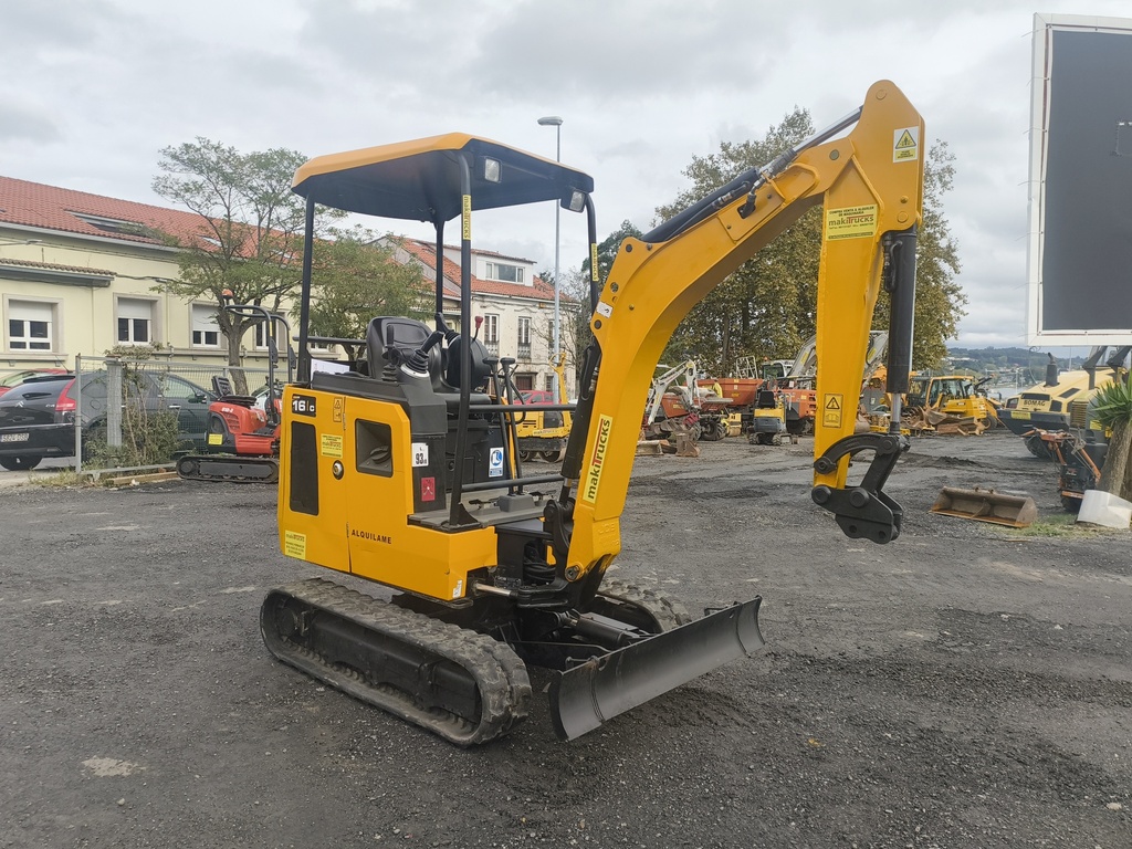 JCB 16C-1, 2021