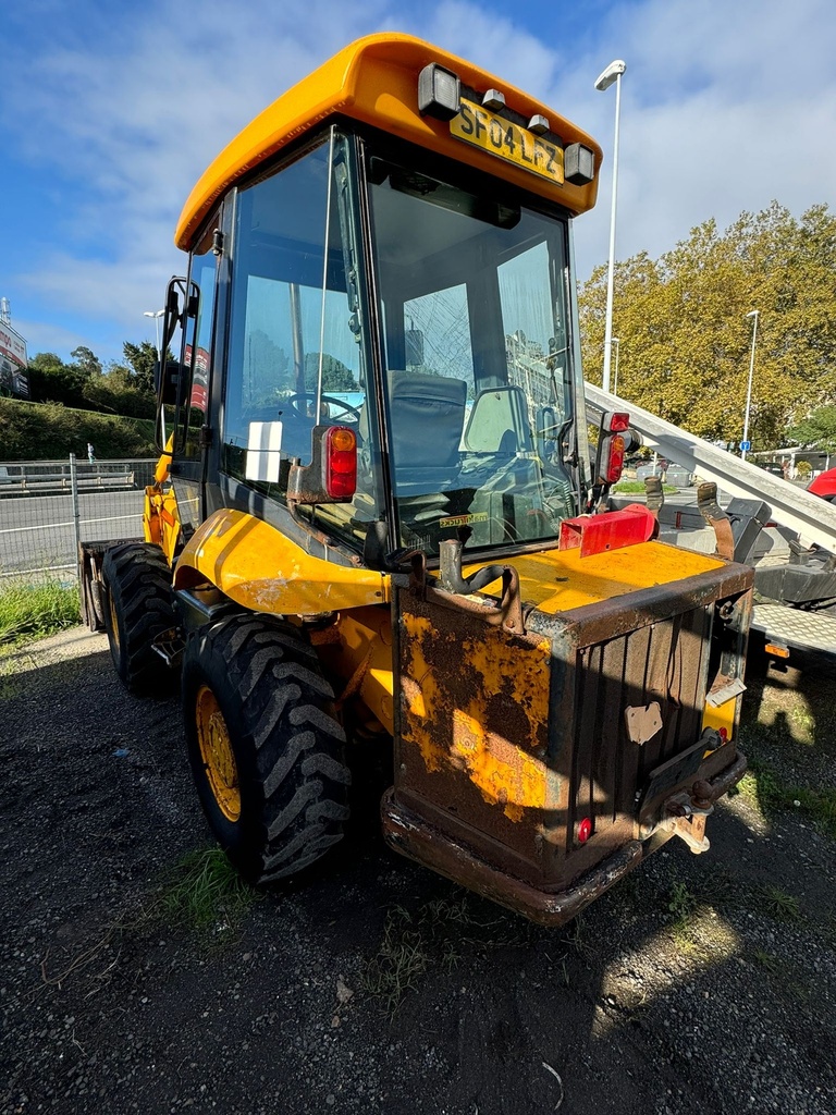 JCB 2CX AIRMASTER, AÑO 2004