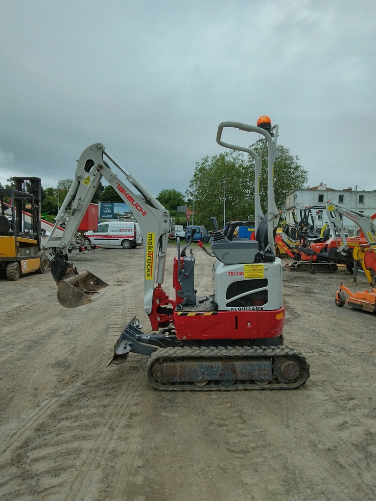 TAKEUCHI TB210R, 2016